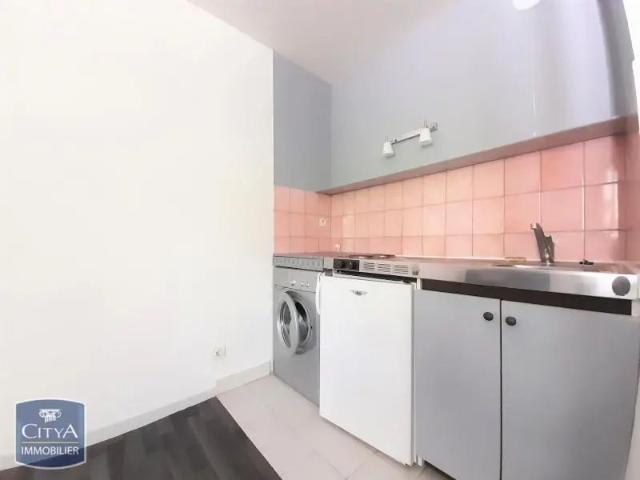Appartement à louer 1 pièce 27.86m²