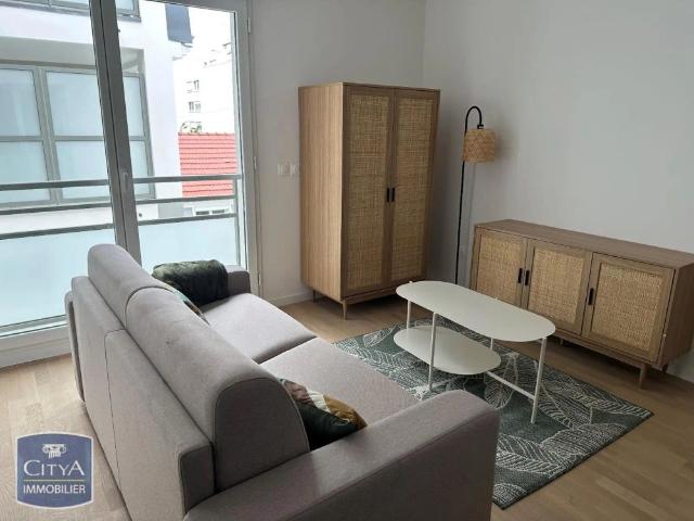 Appartement à louer 1 pièce 27.8m²