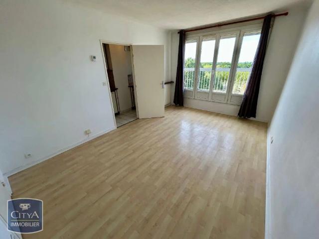 Appartement à louer 1 pièce 27.9m²