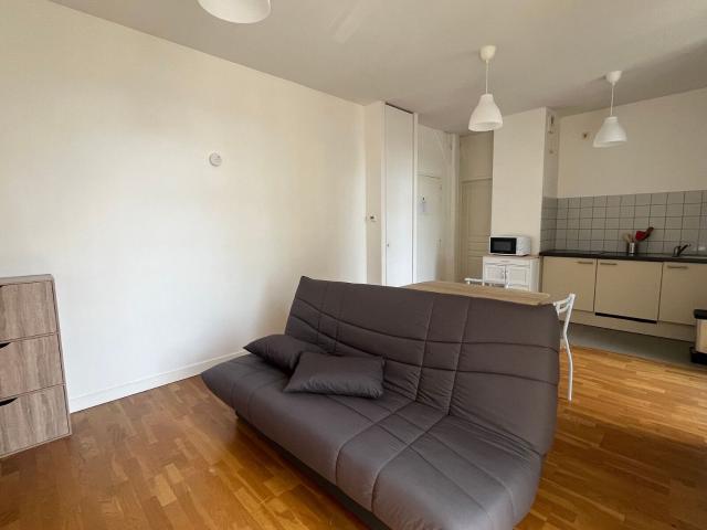 Appartement à louer 1 pièce 27 m