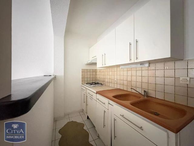 Appartement à louer 1 pièce 27m²