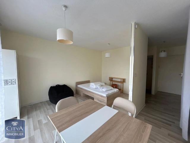 Appartement à louer 1 pièce 28.05m²