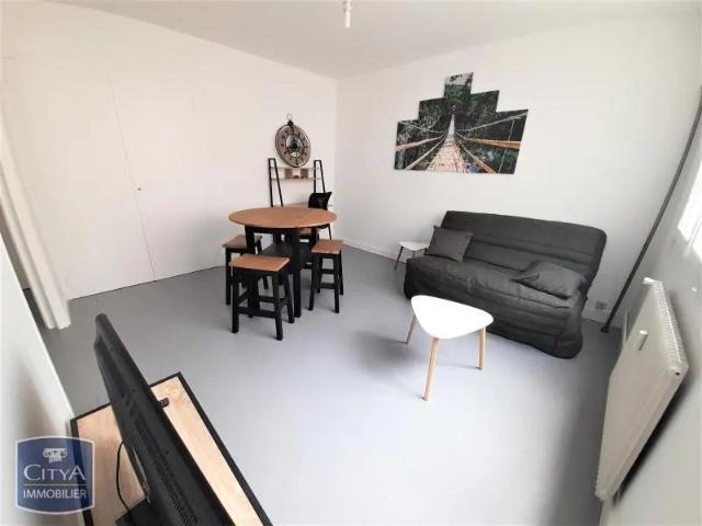 Appartement à louer 1 pièce 28.07m²