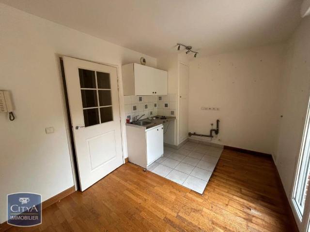 Appartement à louer 1 pièce 28.08m²
