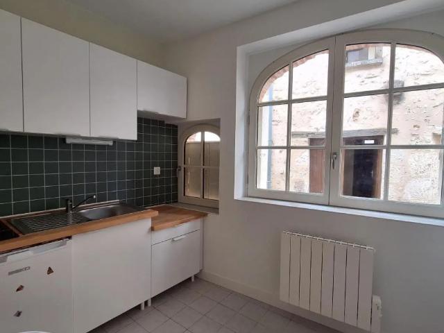 Appartement à louer 1 pièce 28.1m²