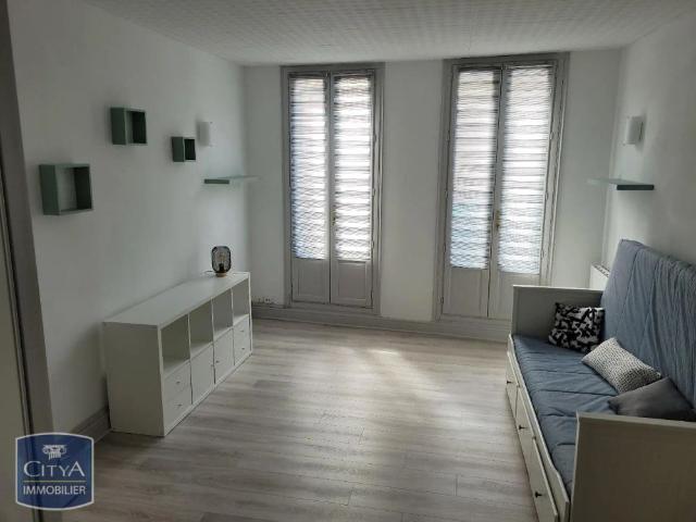 Appartement à louer 1 pièce 28.42m²