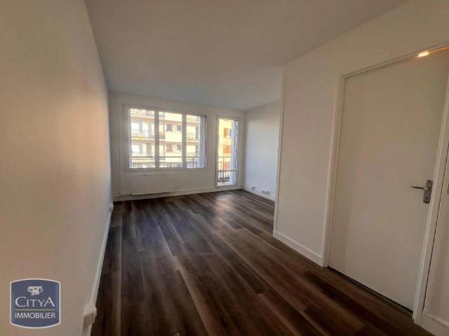 Appartement à louer 1 pièce 28.47m²