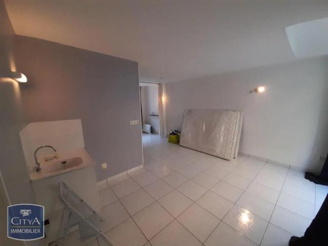 Appartement à louer 1 pièce 28.5m²