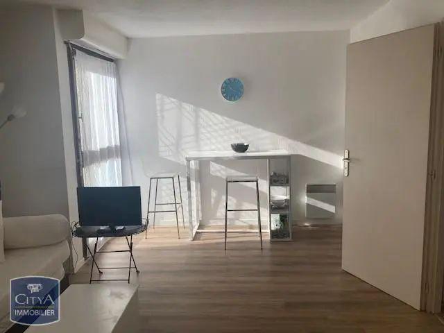 Appartement à louer 1 pièce 28.5m²