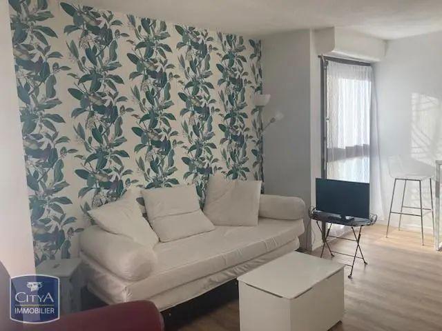Appartement à louer 1 pièce 28.5m²