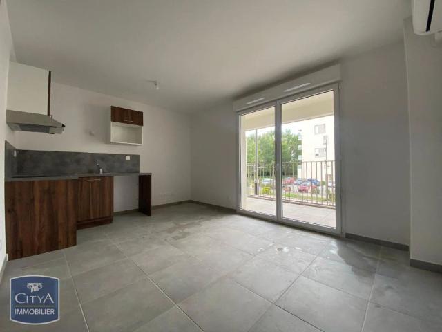 Appartement à louer 1 pièce 28.79m²