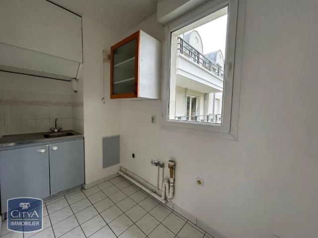 Appartement à louer 1 pièce 28m²