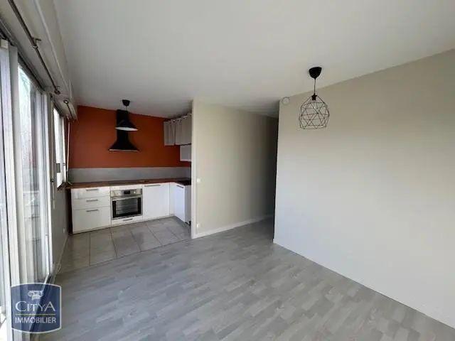 Appartement à louer 1 pièce 28m²