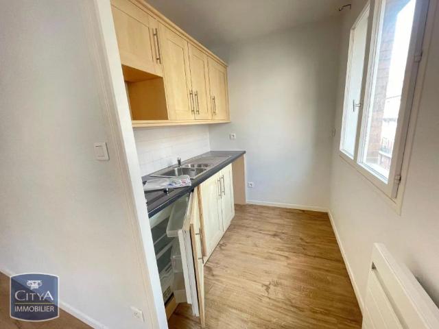 Appartement à louer 1 pièce 28m²