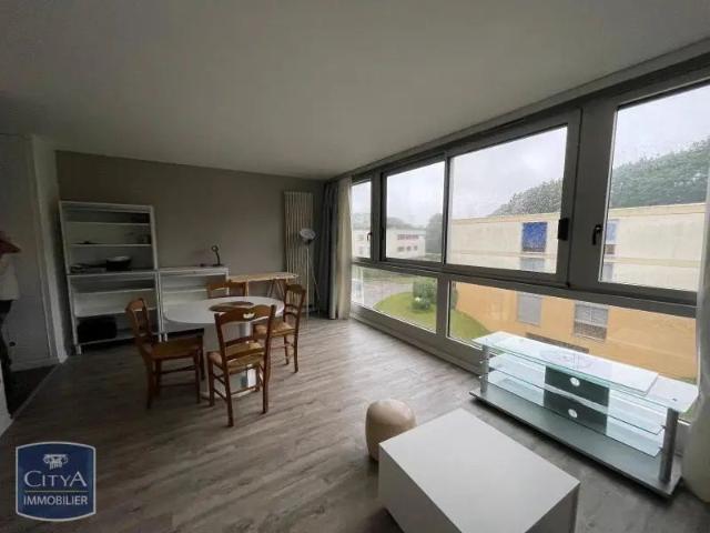 Appartement à louer 1 pièce 28m²