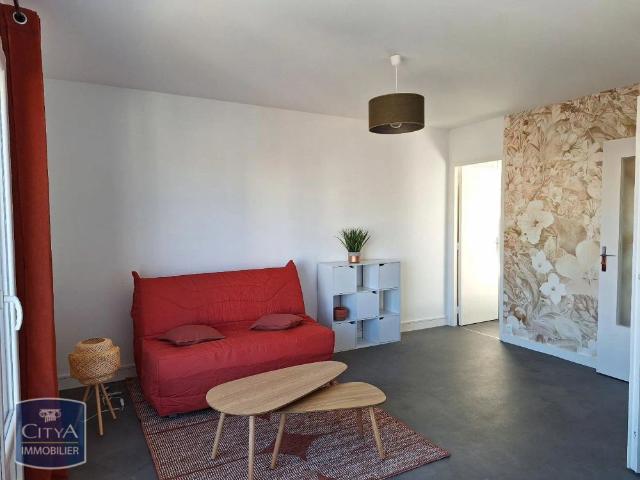Appartement à louer 1 pièce 29.32m²