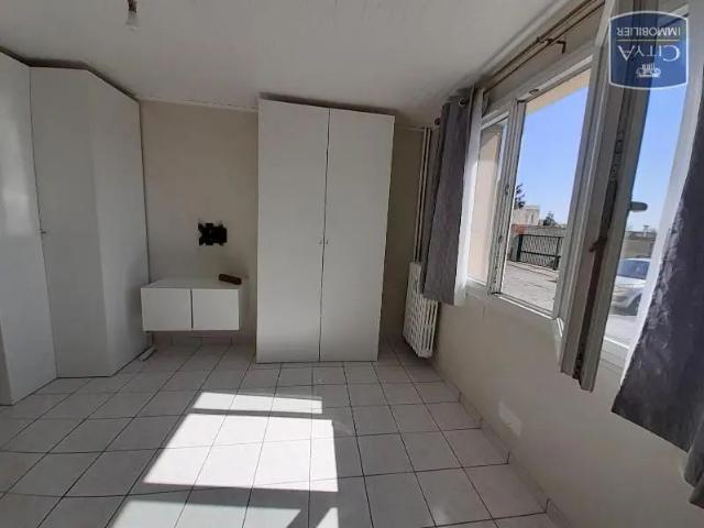 Appartement à louer 1 pièce 29.5m²