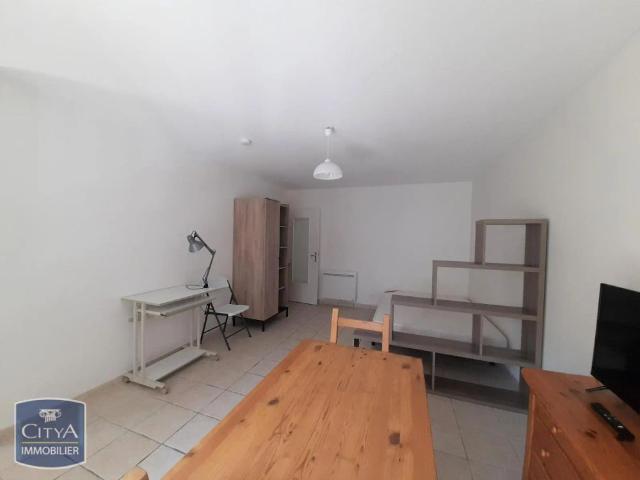 Appartement à louer 1 pièce 29.72m²