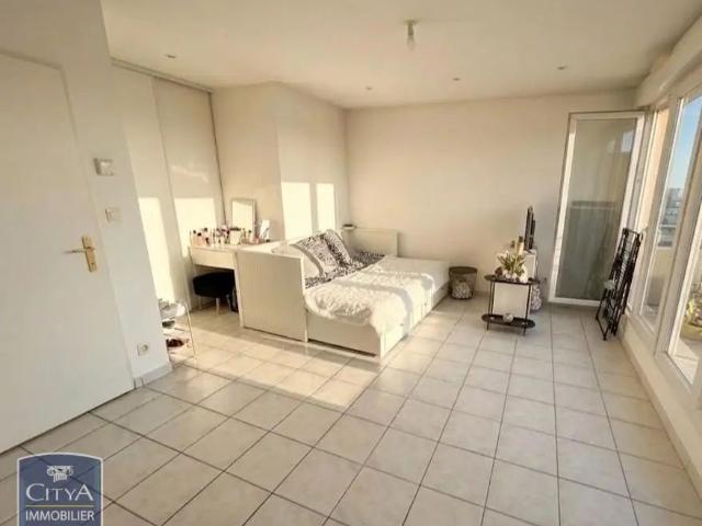 Appartement à louer 1 pièce 29.75m²