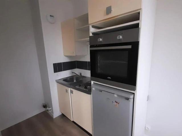 Appartement à louer 1 pièce 29.79m²