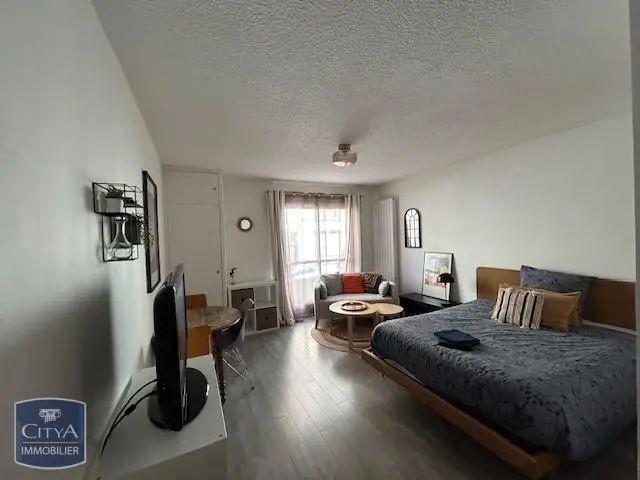 Appartement à louer 1 pièce 29.8m²