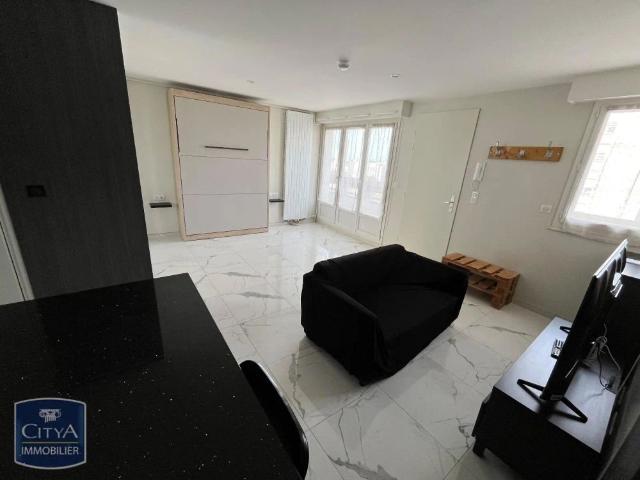 Appartement à louer 1 pièce 29.91m²