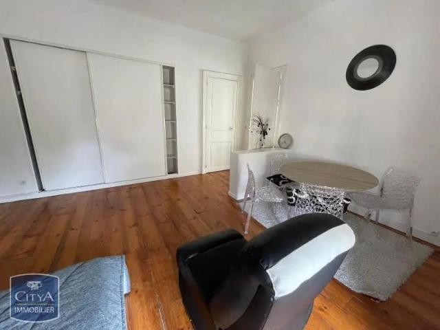 Appartement à louer 1 pièce 29.92m²