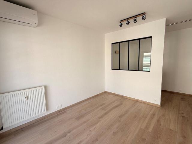 Appartement à louer 1 pièce 29 m