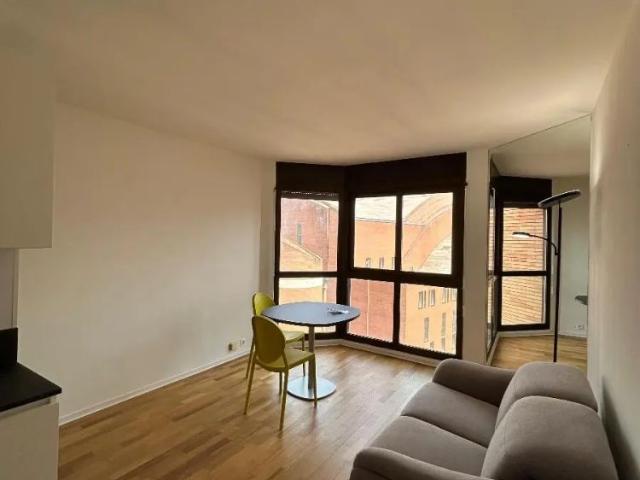Appartement à louer 1 pièce 30.5m²
