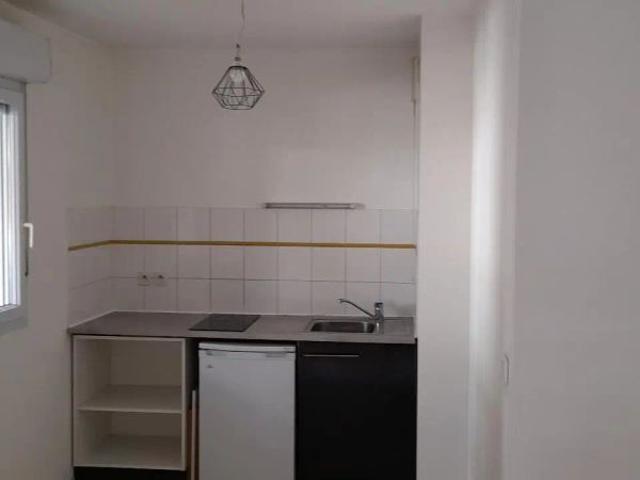 Appartement à louer 1 pièce 30.78m²