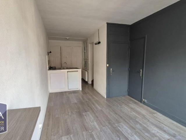 Appartement à louer 1 pièce 30.84m²