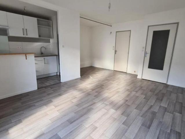 Appartement à louer 1 pièce 30m²