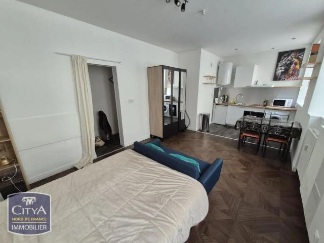 Appartement à louer 1 pièce 31.11m²