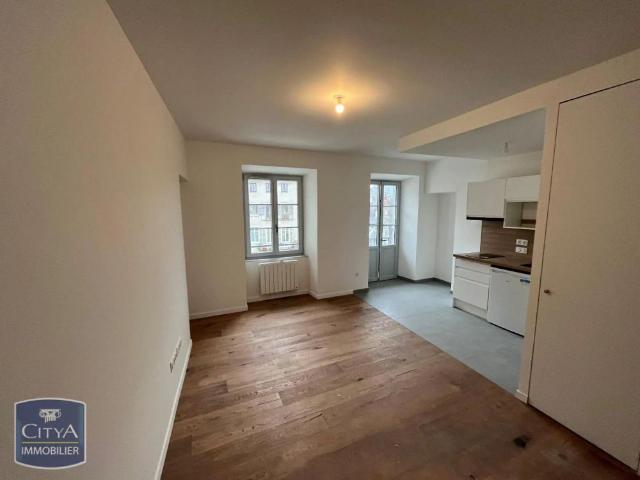 Appartement à louer 1 pièce 31.1m²