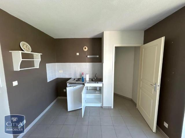 Appartement à louer 1 pièce 31.32m²