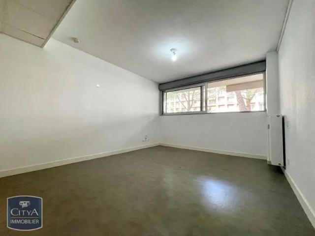 Appartement à louer 1 pièce 31.38m²