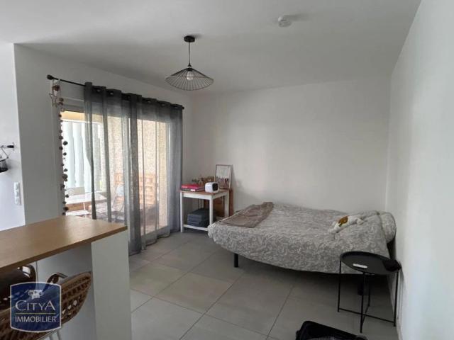 Appartement à louer 1 pièce 31.7m²