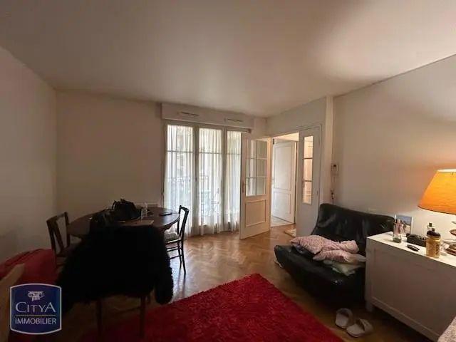 Appartement à louer 1 pièce 31.4m²