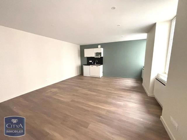 Appartement à louer 1 pièce 31.64m²