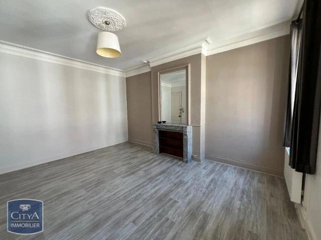 Appartement à louer 1 pièce 31.6m²
