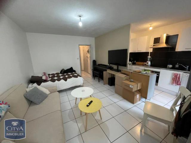 Appartement à louer 1 pièce 31.89m²