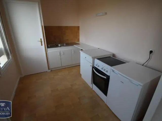 Appartement à louer 1 pièce 31.8m²