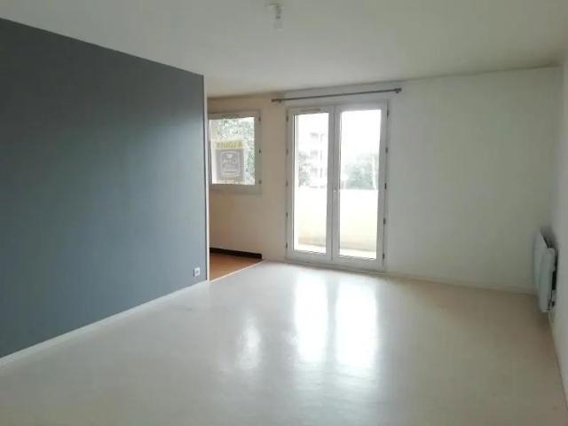 Appartement à louer 1 pièce 32.05m²