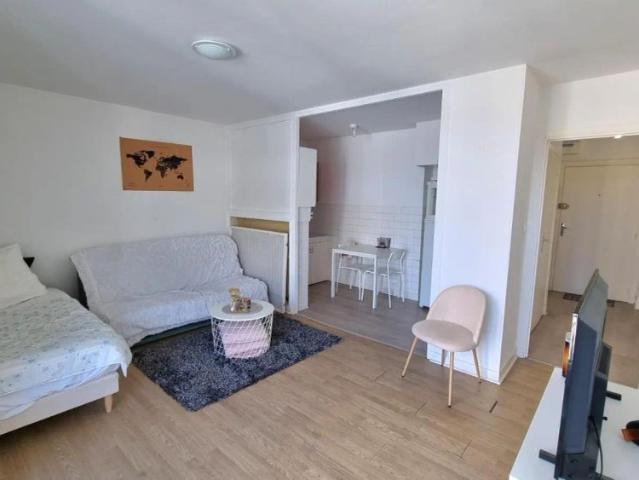 Appartement à louer 1 pièce 32.09m²