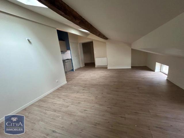 Appartement à louer 1 pièce 32.17m²