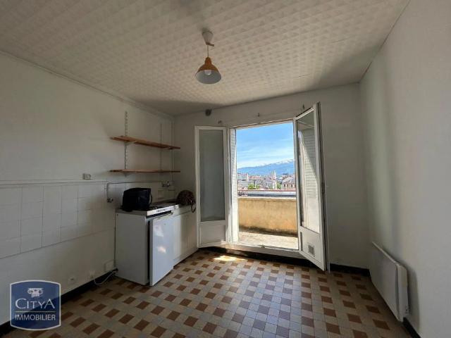 Appartement à louer 1 pièce 32.27m²