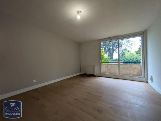 Appartement à louer 1 pièce 32.56m²