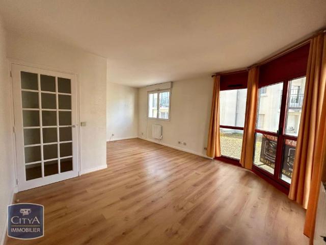 Appartement à louer 1 pièce 32.5m²