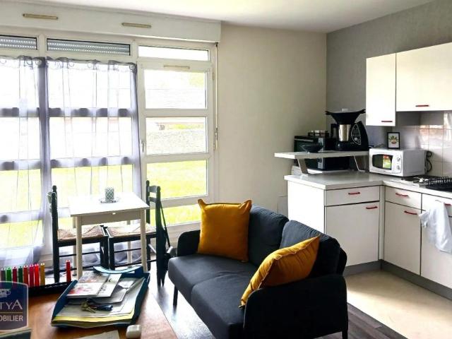 Appartement à louer 1 pièce 32.75m²