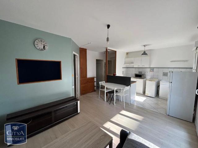 Appartement à louer 1 pièce 33.21m²